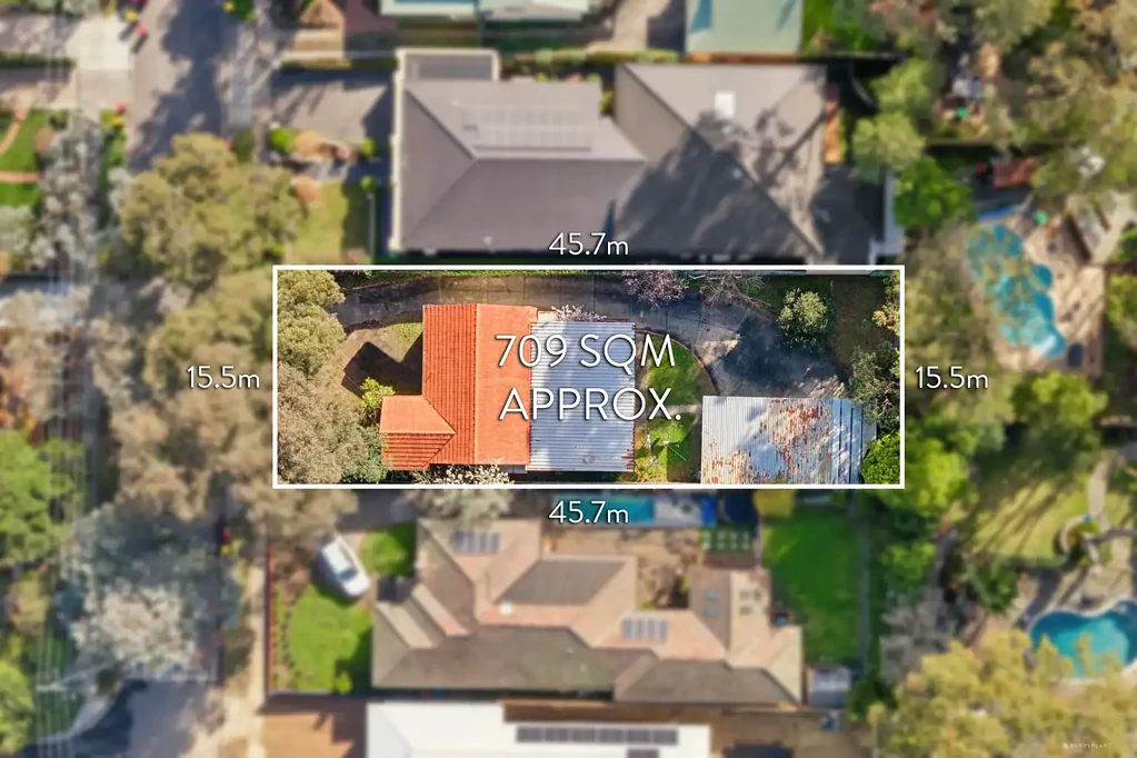 Blackburn 4ਬੈੱਡਰੂਮ Spacious Family Living on 709sqm, Metres from Parkland