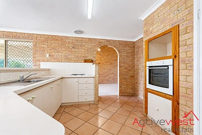 22 Glengarry Court, Mount Tarcoola, WA 6530, 4 rūma, 2 rūma horoi, House
