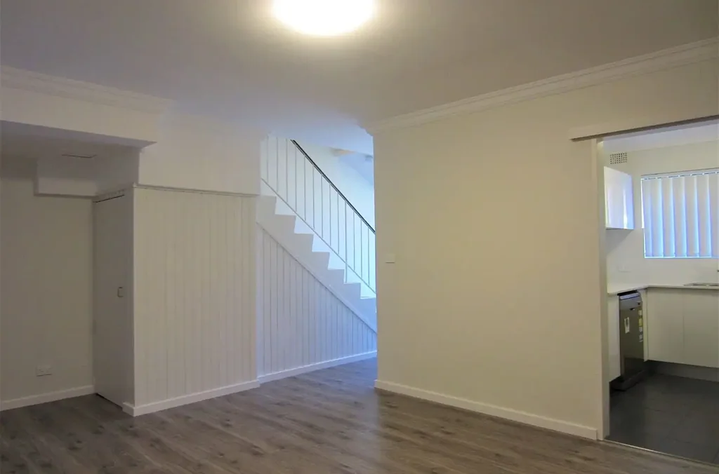 RENOVATED TWO BEDROOM TOWNHOUSE IN A PRIME ARTAMRON LOCATION