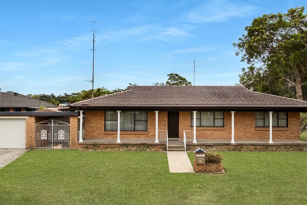 25 Moore Street, Oak Flats, NSW 2529