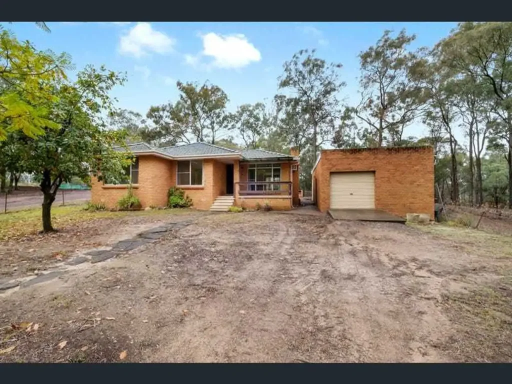 Vineyard Rare 7.33-Acre approx. RU1 Zoned Land with Dwelling
