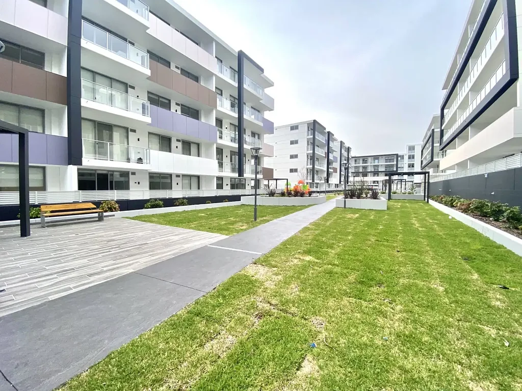 Dual Key 2 Bedroom Unit For Rent in Schofields!
