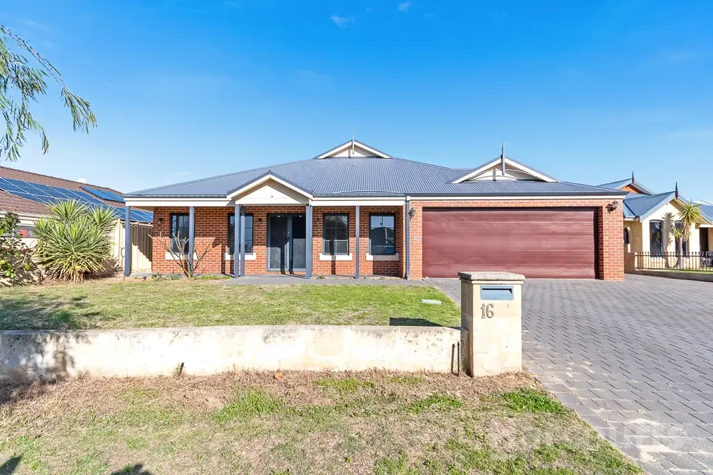 16 Beachwood Crescent, Butler, WA 6036