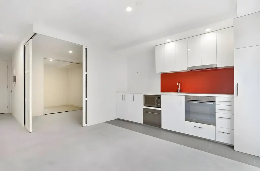Modern Ground Floor Living Opposite Carlton Gardens