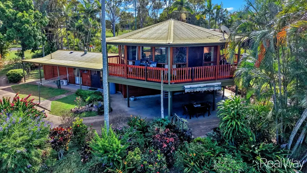 Avondale 7房  Spectacular Lifestyle home,  Dual Living on Acreage with River Access, this one has it All!
