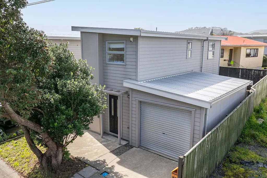 18 Franklyn Road, Tawa, Wellington