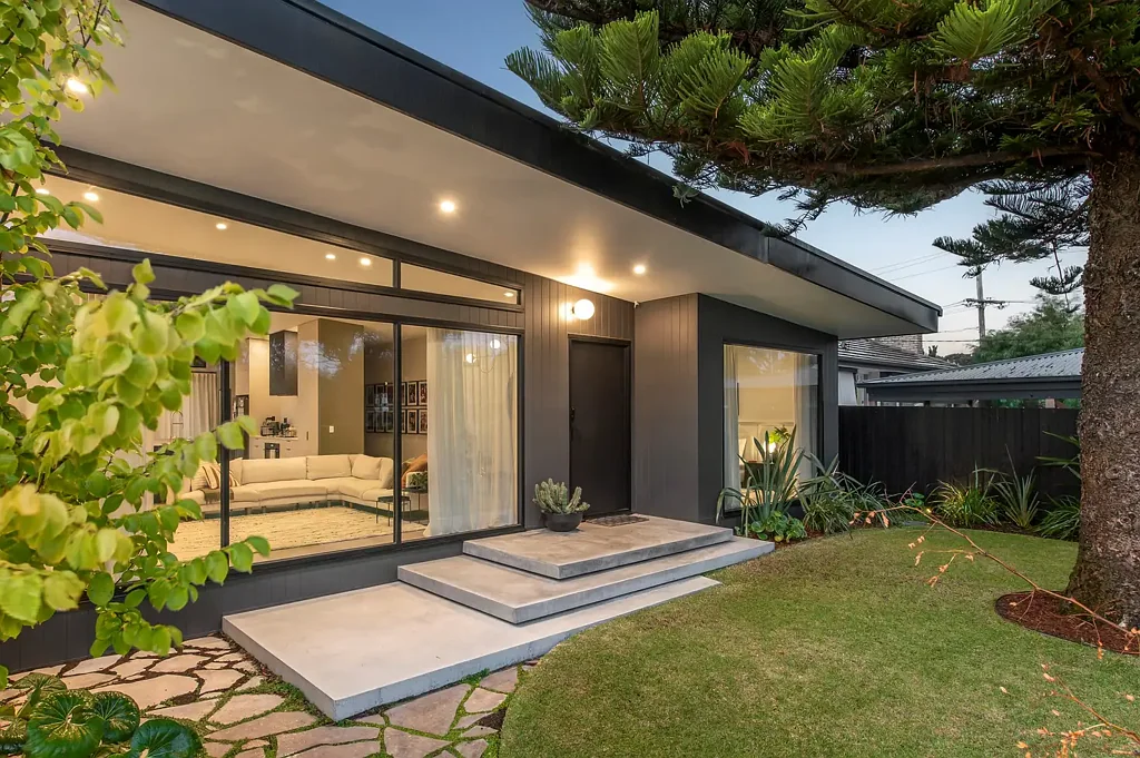 Seaford 4 Slaapkamer Exquisite Coastal Living for Lovers of Design