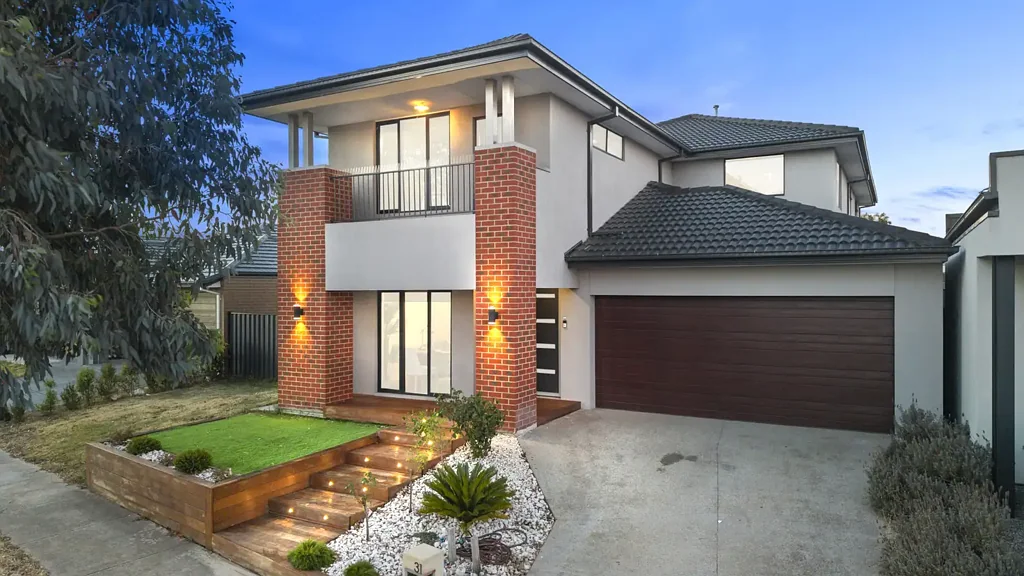 Spacious Family Home with Reserve Views in a Prime Craigieburn Location