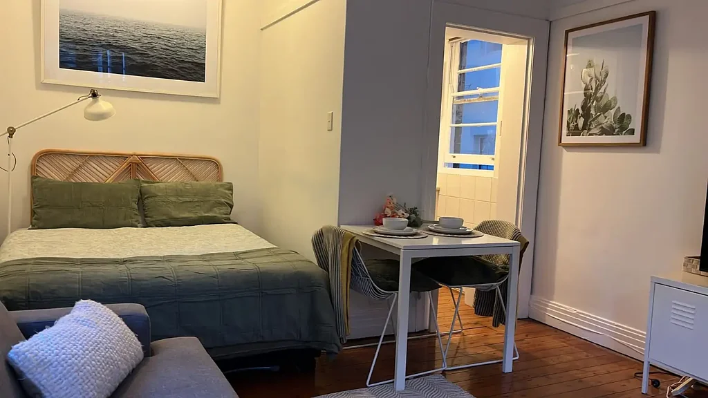 Excellent location, furnished Studio, light & bright!