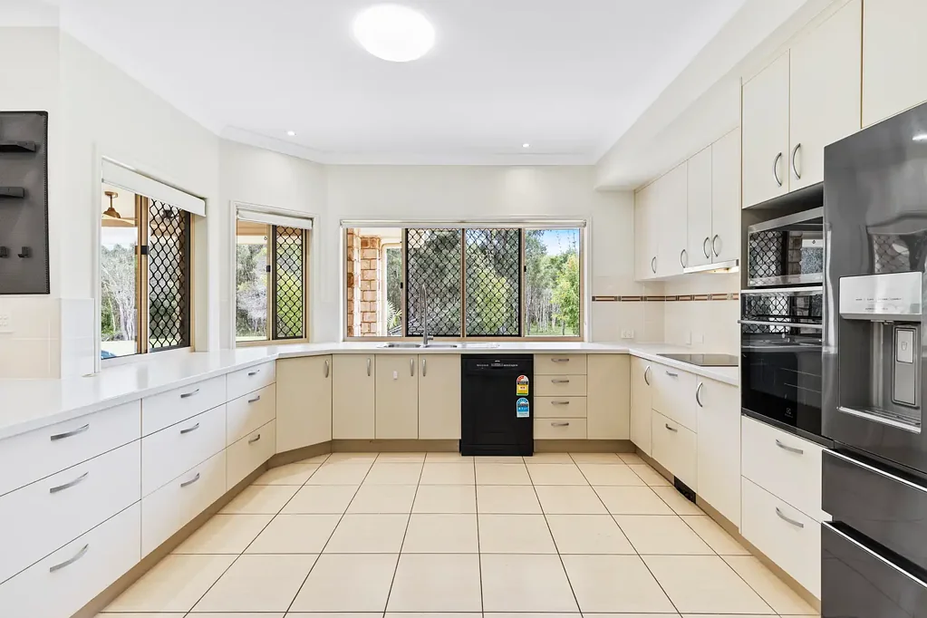 172 Gilston Road, Wondunna, QLD 4655