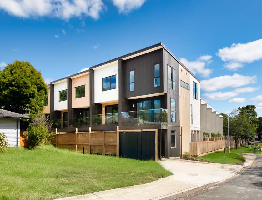 12 South Pacific Place, Henderson, Waitakere City, Auckland, 3房, 3浴, 城市屋