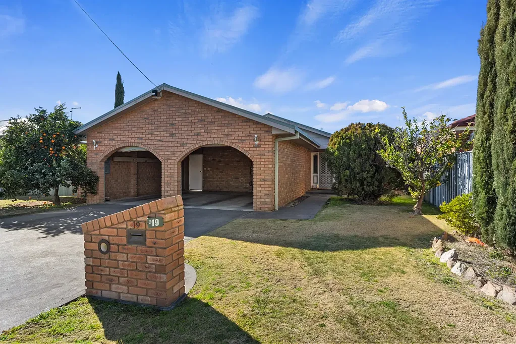 Cobram 3Kwarto Fantastic Opportunity Awaits