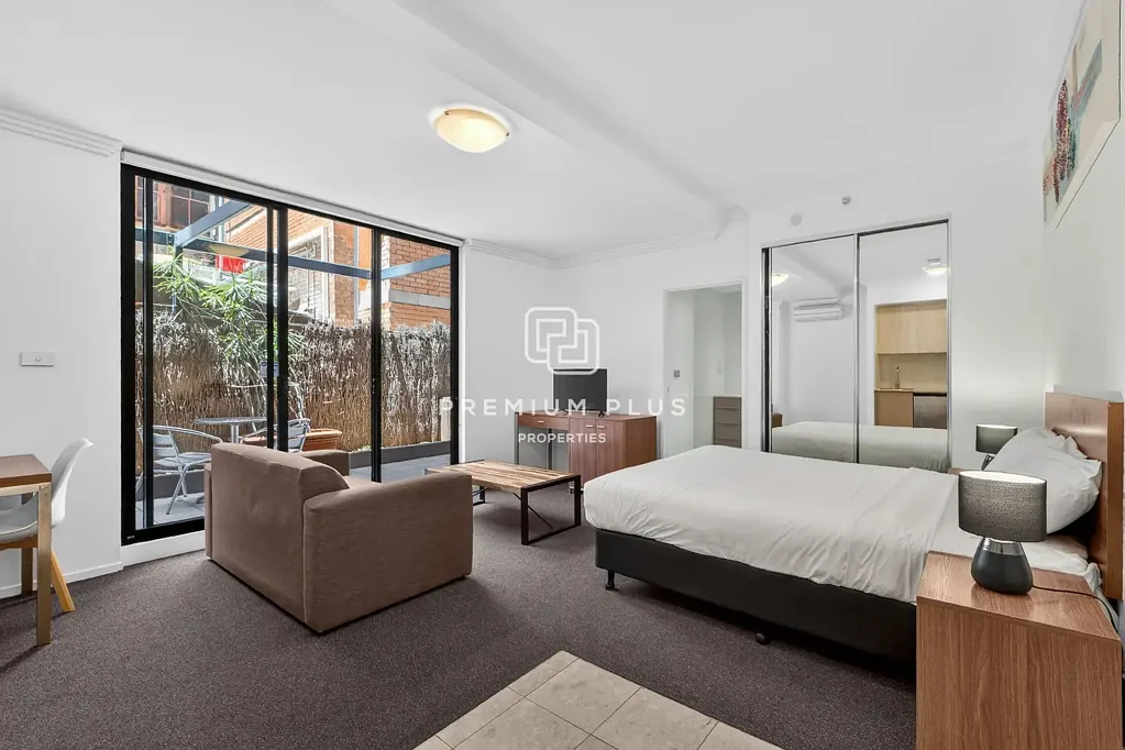 Sydney Investment Studio with Rare Courtyard & Car Space in Sydney CBD