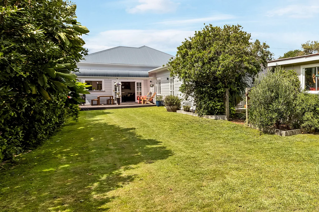 194 Onepu Road, Lyall Bay, Wellington