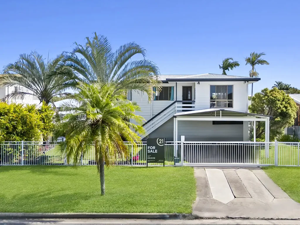 Norman Gardens 4房  Renovated Two Storey with Dual Living - ALL DONE!