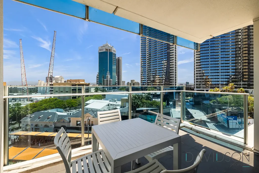 Surfers Paradise 2Zimmer Luxury Hilton Residence | Strong Investment