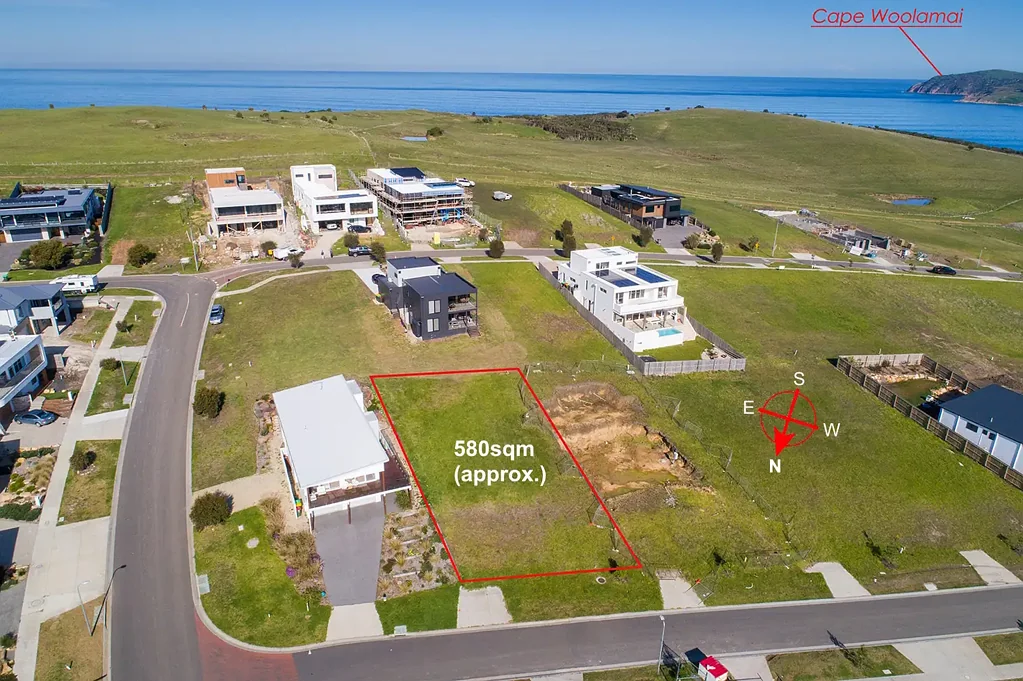 San Remo TITLED LAND - Ready to build immediately !!