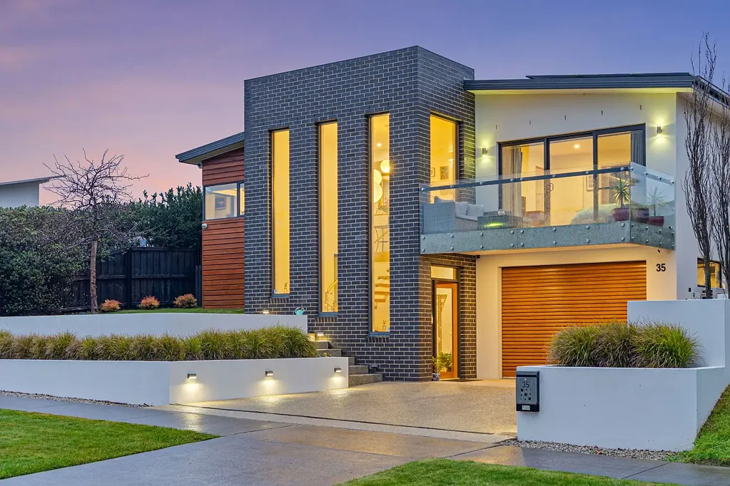 Kingston 5房  Architectural masterpiece with lifestyle, space and convenience
