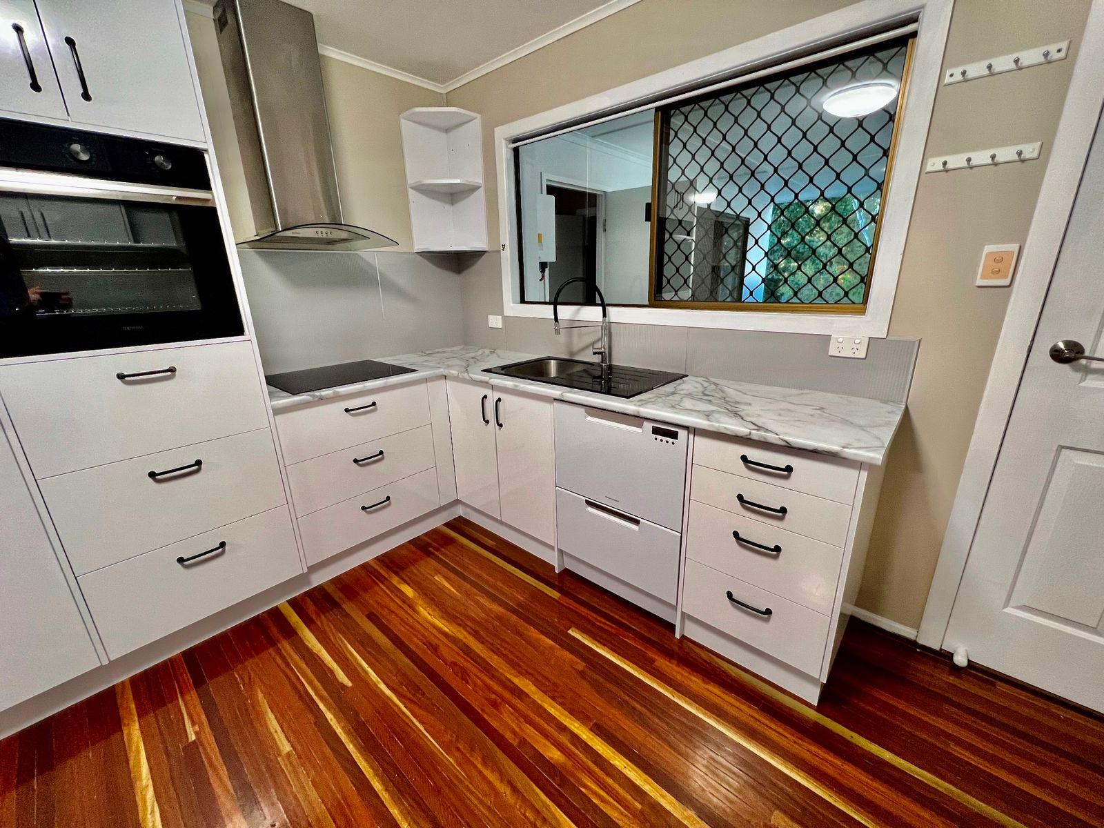 7 DOWNES ST, CHINCHILLA QLD 4413, 0 chambres, 0 salles de bain, House