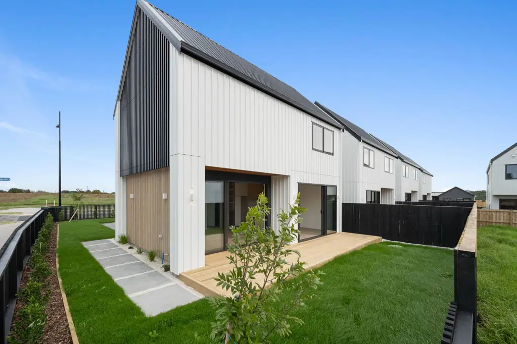 Karaka 4 Bedroom Luxury Affordable Elegance in Karaka Village