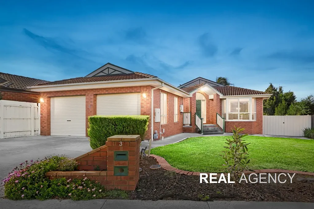 Scoresby 4ਬੈੱਡਰੂਮ Appx.780m² Immaculately Presented Family Living In Peaceful Location