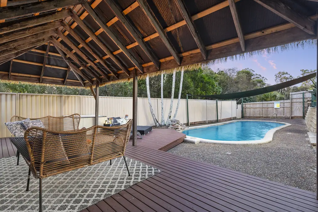 24 Cootharaba Drive, Helensvale, QLD 4212