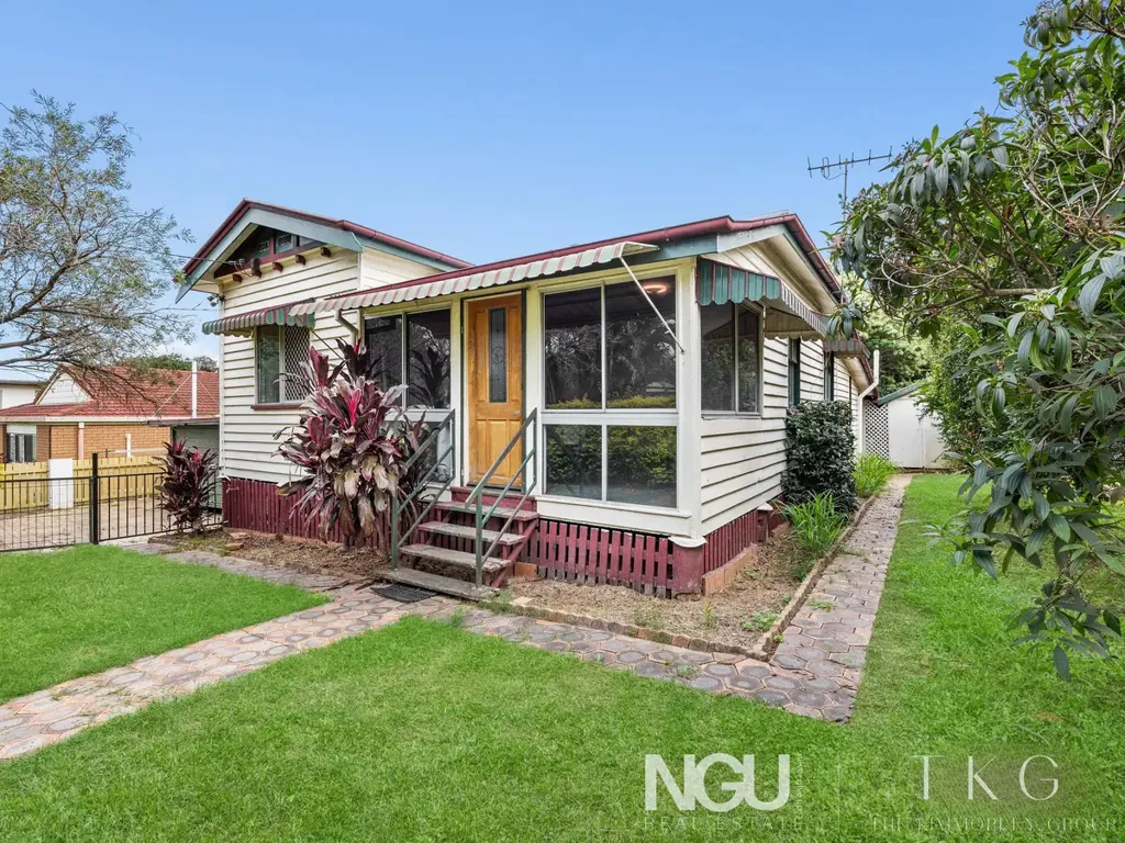 Bundamba 4 Bedroom Dual Titles, 1,125m² Flood Free Block, Strong Rental Return – A Smart Move for Now and the Future