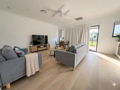 Adres Weerhou, Woodgate, QLD 4660, 2 slaapkamers, 1 badkamers, House