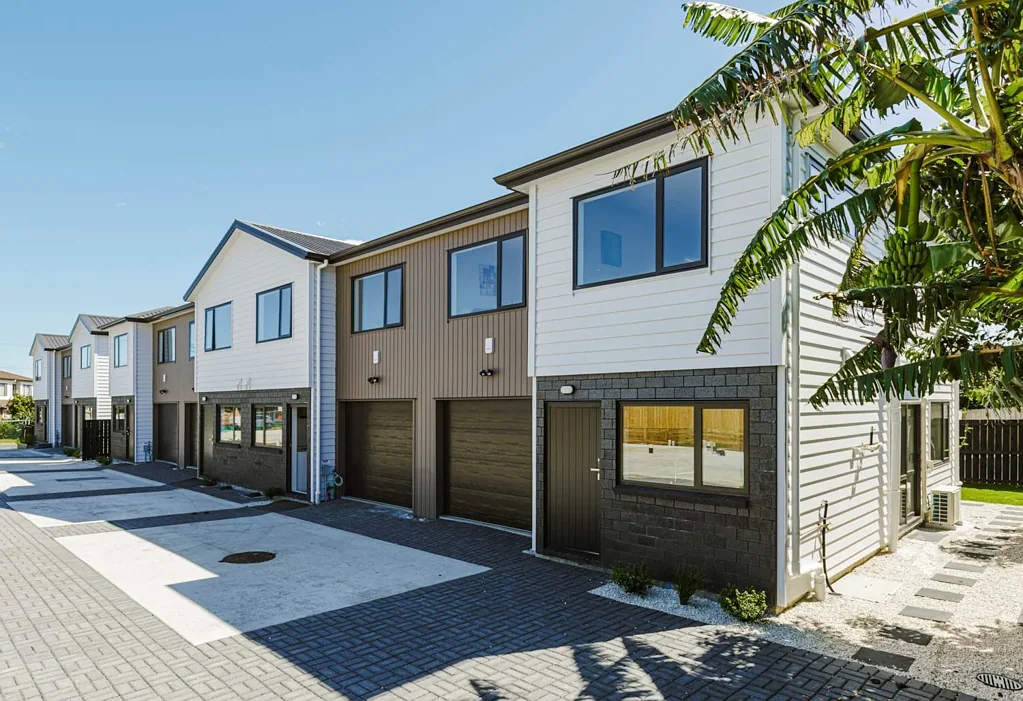 Papatoetoe 3कमरा Take the Deal