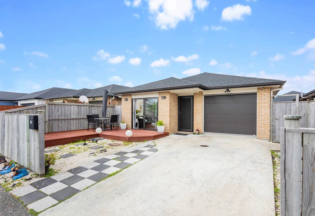 Takanini 3房  Must Be Sold - Owners Already in Australia!