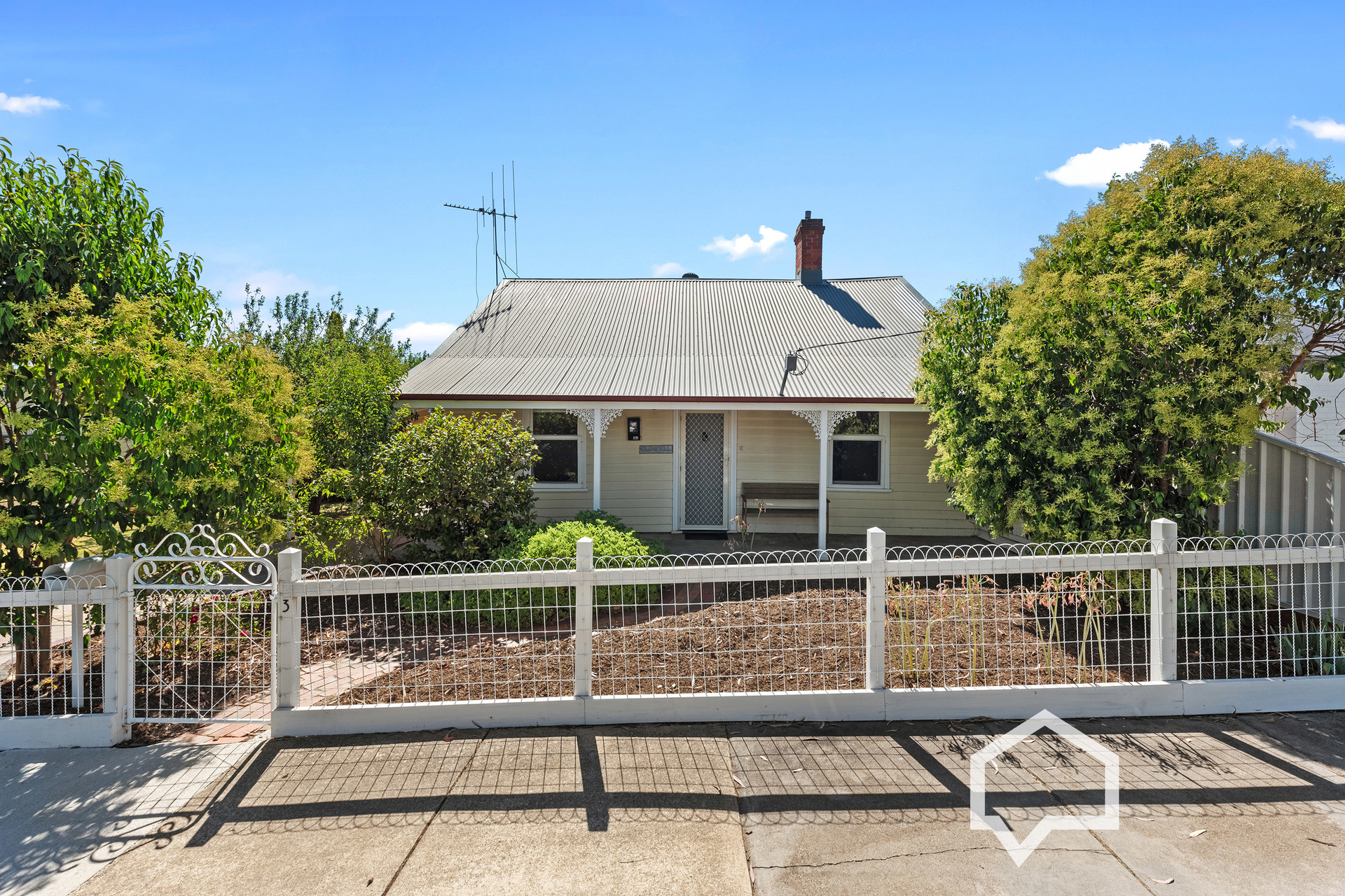 3 SMITH ST, NORTH BENDIGO VIC 3550, 0部屋, 0バスルーム, House