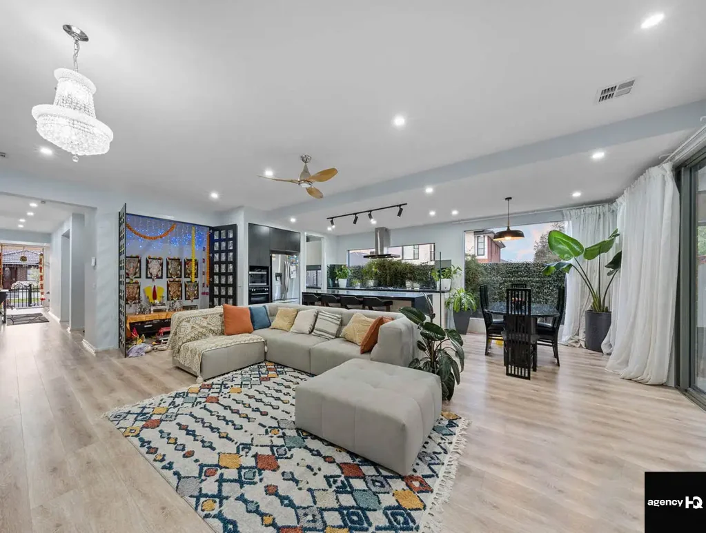 Tarneit 4غرفة نوم Luxurious Family Living in Tarneit with 16KW Power Storage Battery packs