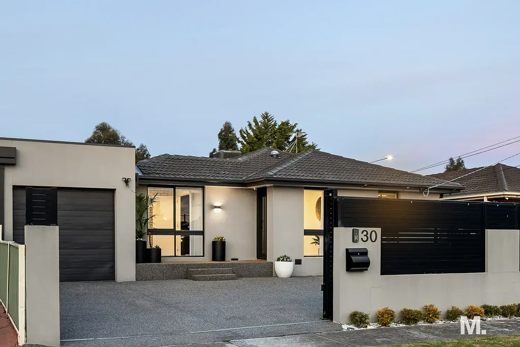 30 Handsworth Crescent, Tullamarine, VIC 3043