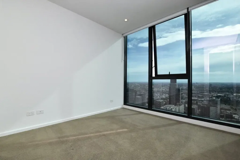 Australis: 24th Floor - Unbelievable City Location!