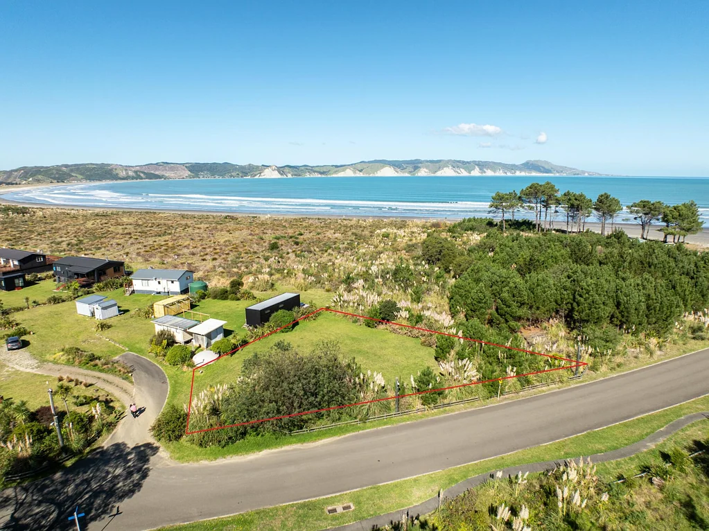 Mahia Prime front-row section in Blue Bay