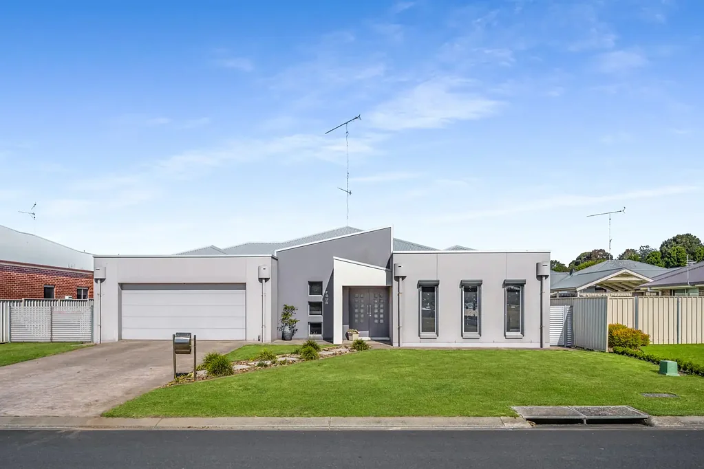 Mount Gambier 4Zimmer Modern Sophistication & Space in Mount Gambier