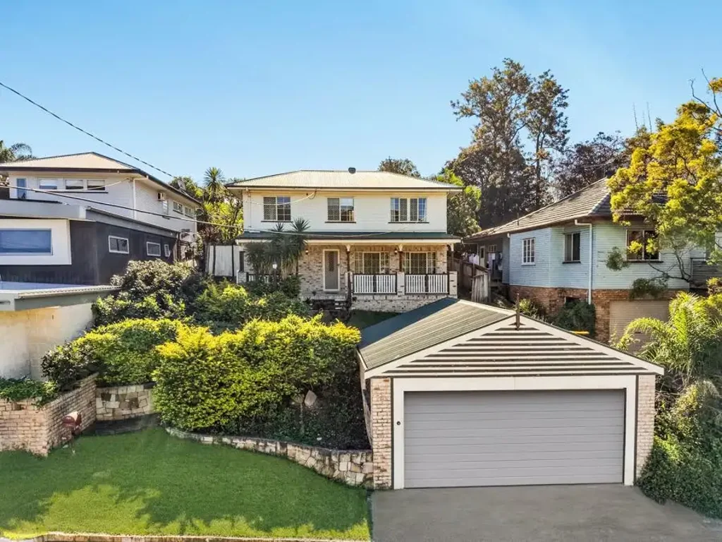 Wonderful Family Home & A Great Entertainer!