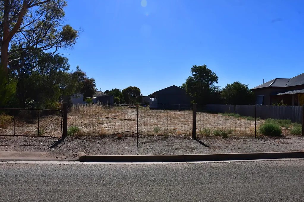 Booleroo Centre  Spacious Allotment with Two Sheds - Endless Potential!