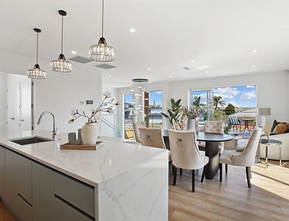 39C Sorrel Crescent, Bucklands Beach, Manukau City, 4房, 3浴, 独立屋