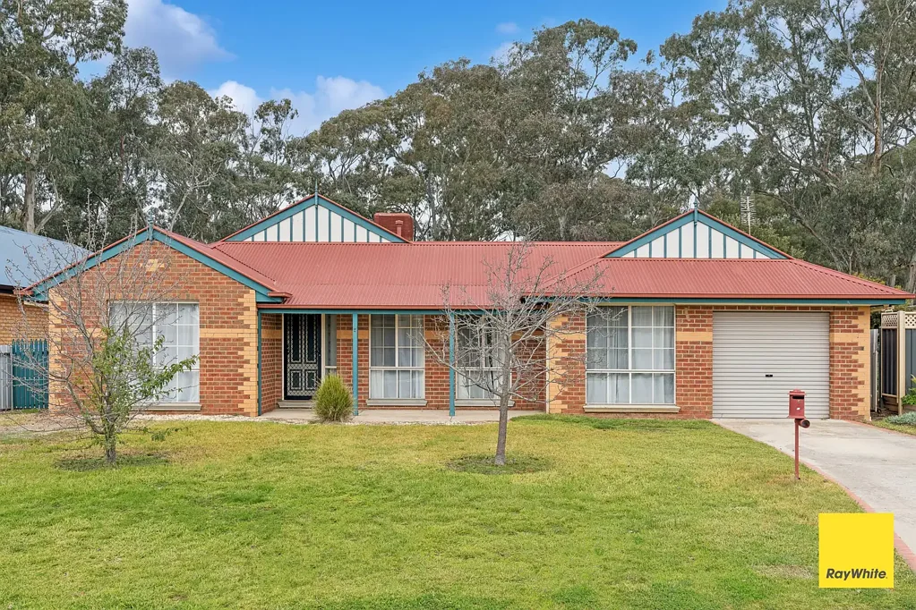 Kangaroo Flat 3Kwarto Peaceful Family Living in a Popular Kangaroo Flat Location