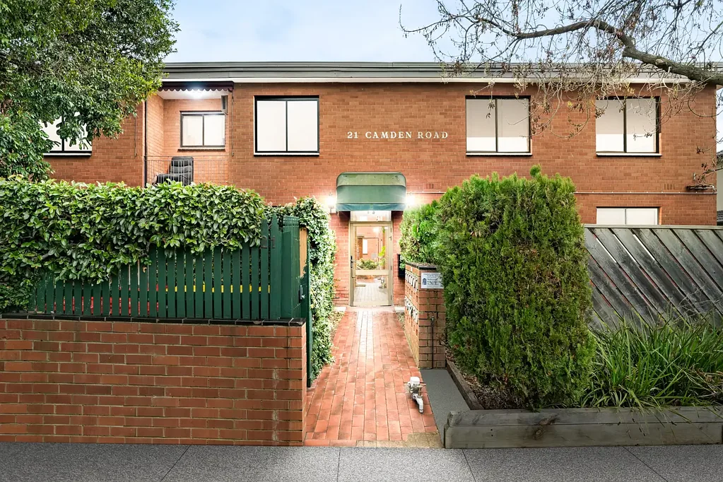 Hughesdale 2部屋 Ground Floor Living with Unmatched Lifestyle Convenience