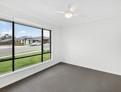 45 Trailblazer Drive, Flagstone, QLD 4280, 4 Kuwarto, 2 Banyo, House