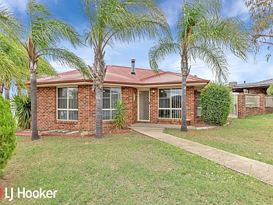 Hillvue 4 Slaapkamer Comfortable Living in a Convenient Hillvue Location
