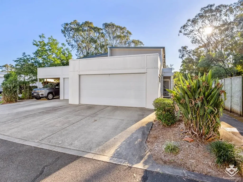 Boondall 3 Bedroom Spacious, Private & Perfectly Positioned – Family-Friendly Living in Boondall