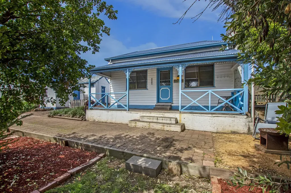 Quaint 1 Bedroom Cottage