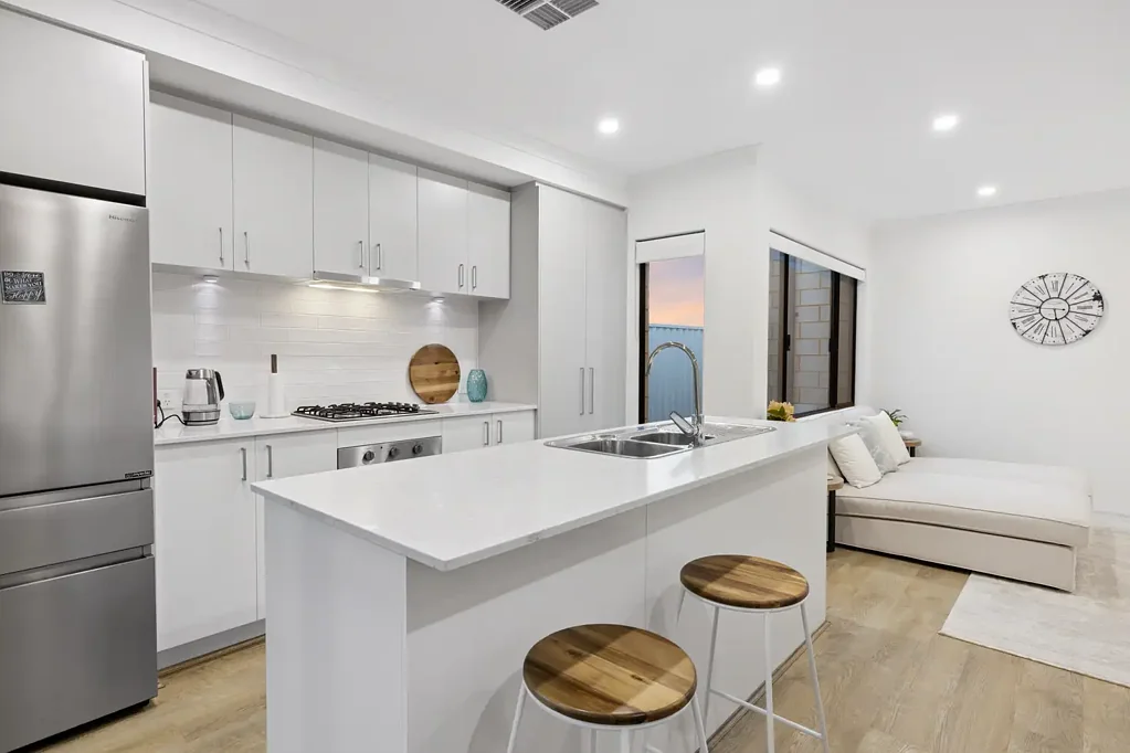 4C Chalcombe Way, Warwick, WA 6024