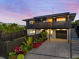 8 Newhaven Terrace, Mairangi Bay