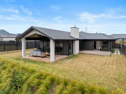 Wharewaka 3房  Contemporary meets comfortability
