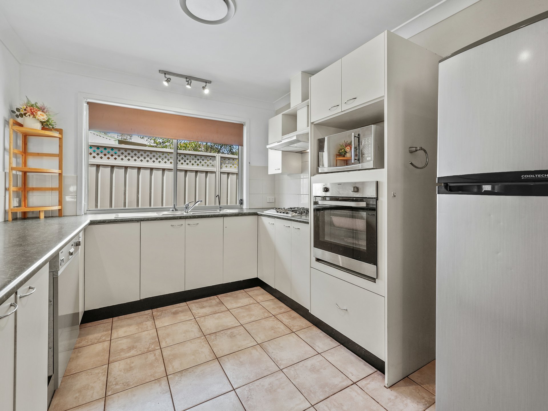 32 COLORADO DR, BLUE HAVEN NSW 2262, 0 chambres, 0 salles de bain, House