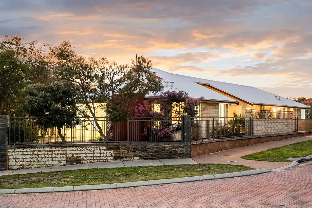 Ellenbrook 3房  Elevated Elegance Opposite Parkland